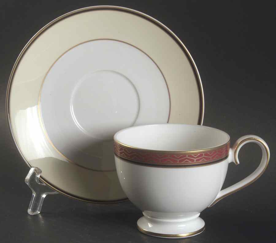 Peillon Footed Cup & Saucer Set by Villeroy & Boch-1