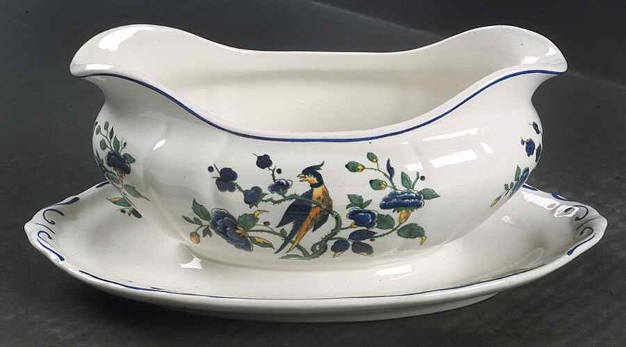 Phoenix Blau (No Paneled Rim) Gravy Boat with Attached Underplate by Villeroy & Boch-1