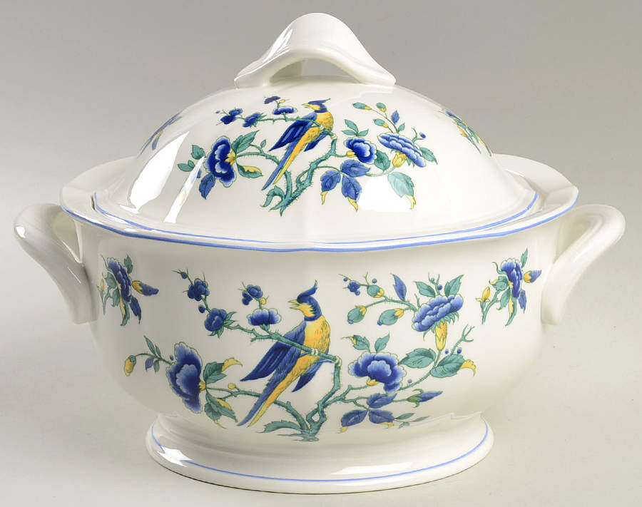 Phoenix Blau (Paneled Rim) Round Covered Vegetable by Villeroy & Boch-1