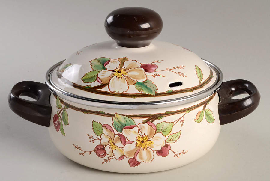 Portobello 1.5 Quart Metal Stew Pot by Villeroy & Boch-1