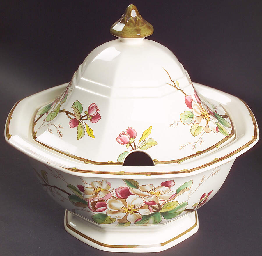 Portobello Tureen &  Lid by Villeroy & Boch-1