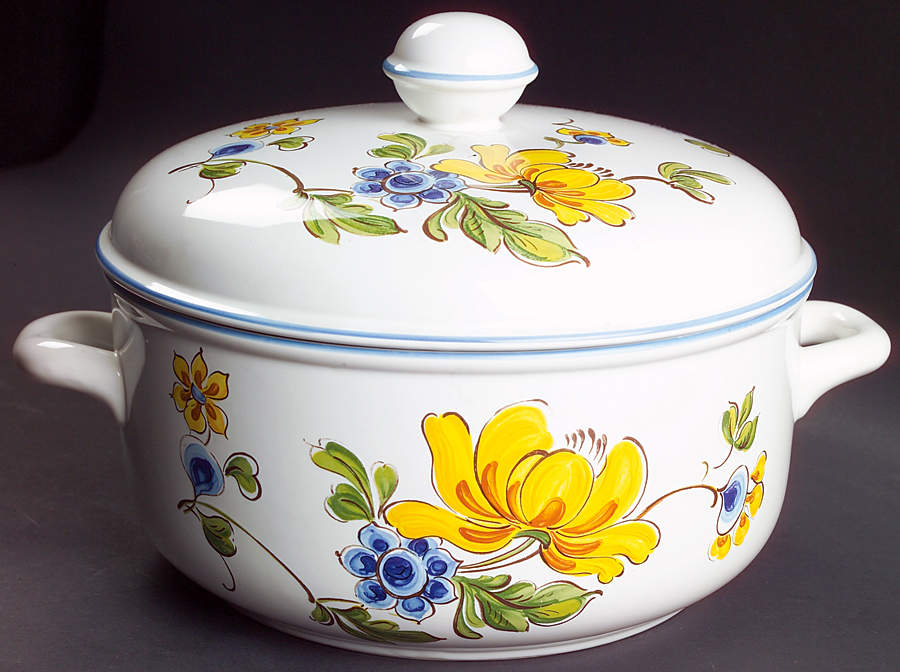 Provence (Blue & Yellow Flowers) 3 Quart Round Covered Casserole by Villeroy & Boch-1