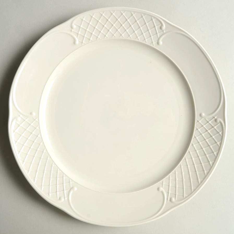 Redoute White Dinner Plate by Villeroy & Boch-1