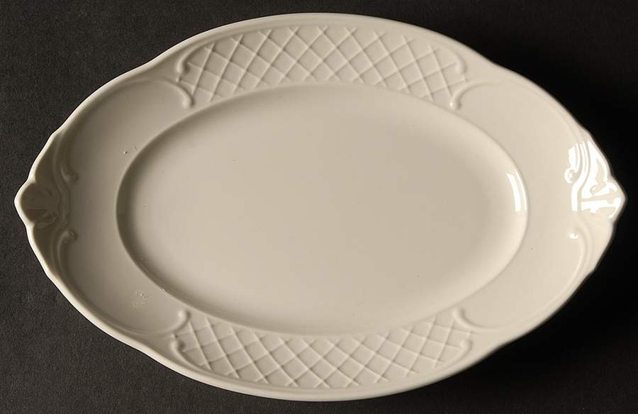 Redoute White Pickle Dish by Villeroy & Boch-1