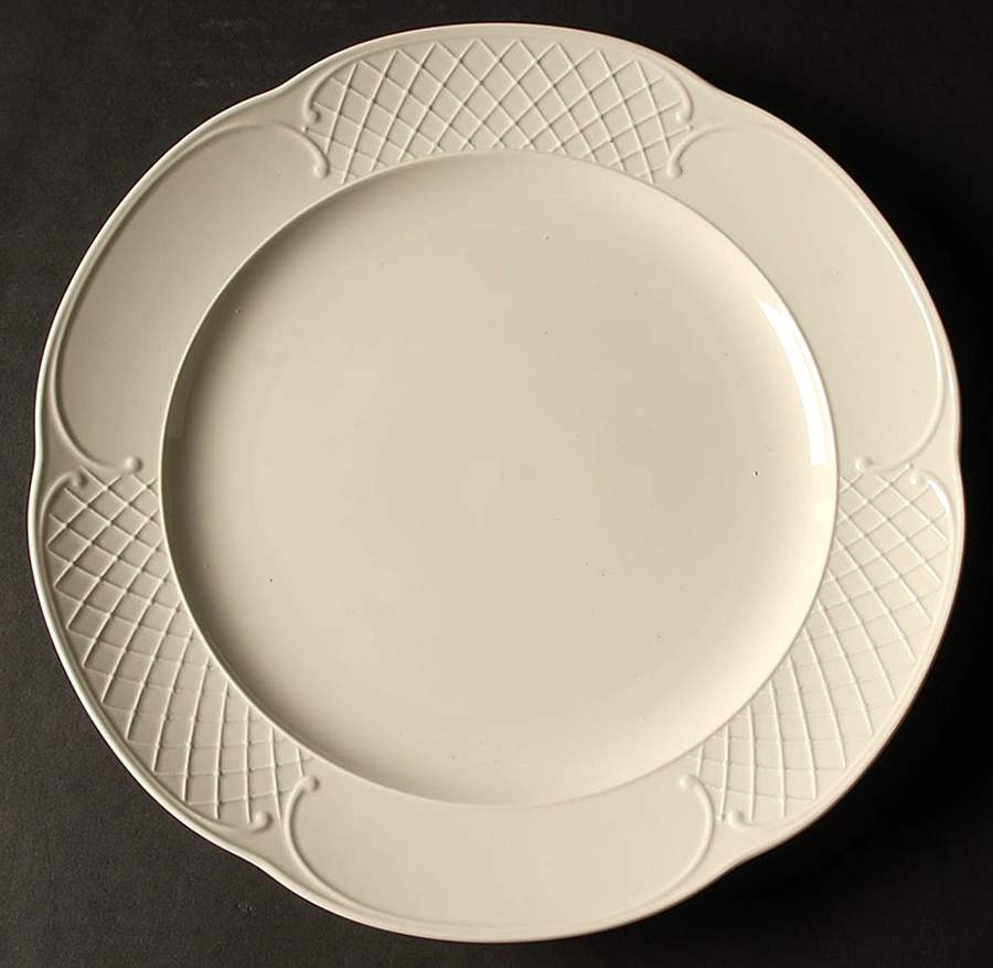 Redoute White 12" Chop Plate (Round Platter) by Villeroy & Boch-1