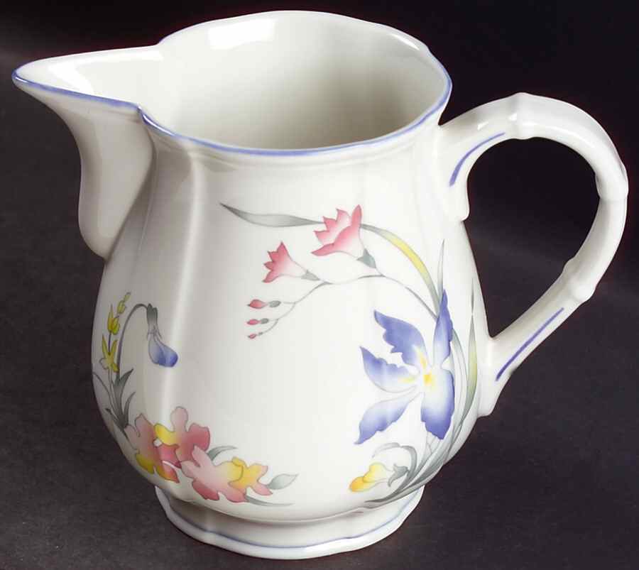 Riviera 16 Oz Pitcher by Villeroy & Boch-1