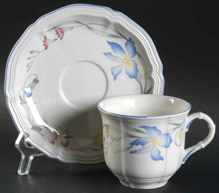 Riviera Flat Cup & Saucer Set by Villeroy & Boch-1