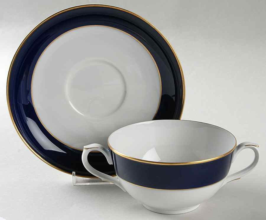 Royal Blue Footed Cream Soup Bowl & Saucer Set by Villeroy & Boch-1