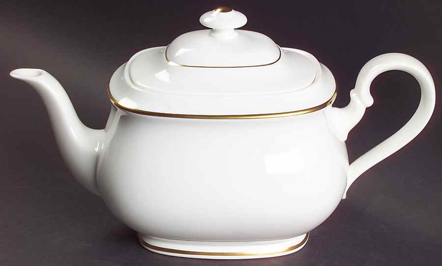 Royal Gold Teapot & Lid by Villeroy & Boch-1