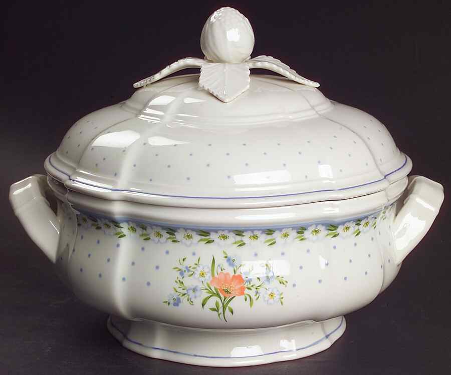 Romantica Round Covered Vegetable by Villeroy & Boch-1