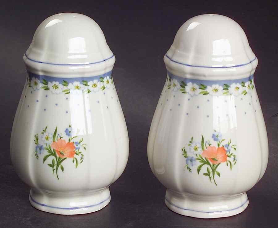 Romantica Salt & Pepper Set by Villeroy & Boch-1