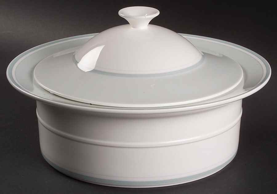 Rondo Round Covered Vegetable-Uses RV9 as Base+CVLRV9 by Villeroy & Boch-1
