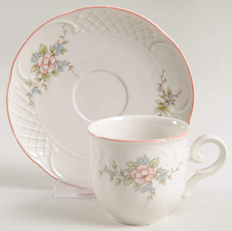 Rosette Flat Demitasse Cup & Saucer Set by Villeroy & Boch-1