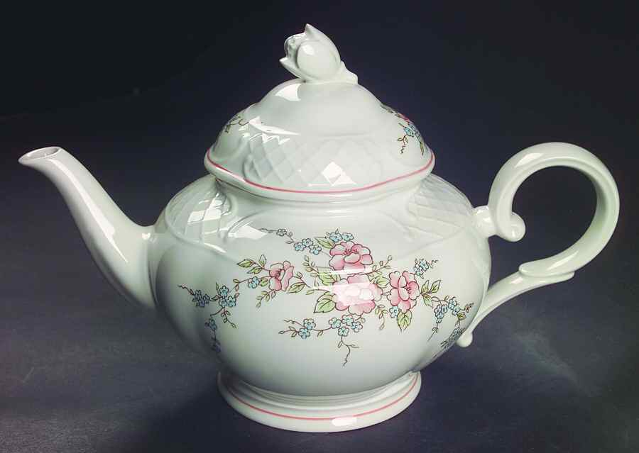 Rosette Teapot & Lid by Villeroy & Boch-1