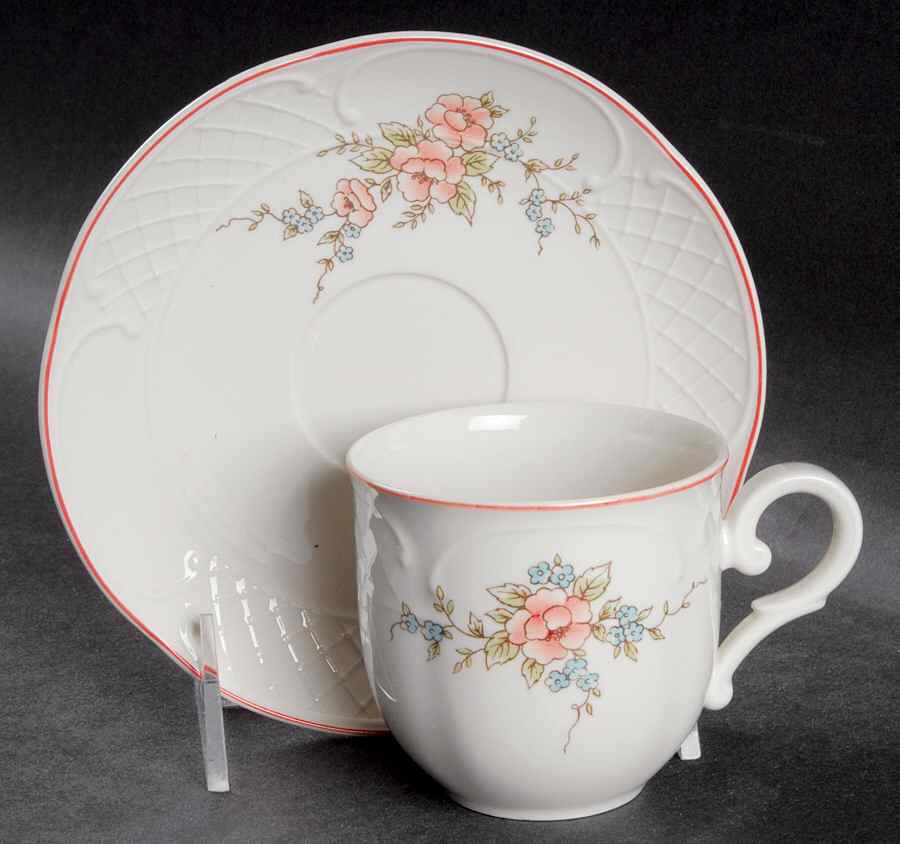 Rosette Flat Cup & Saucer Set by Villeroy & Boch-1