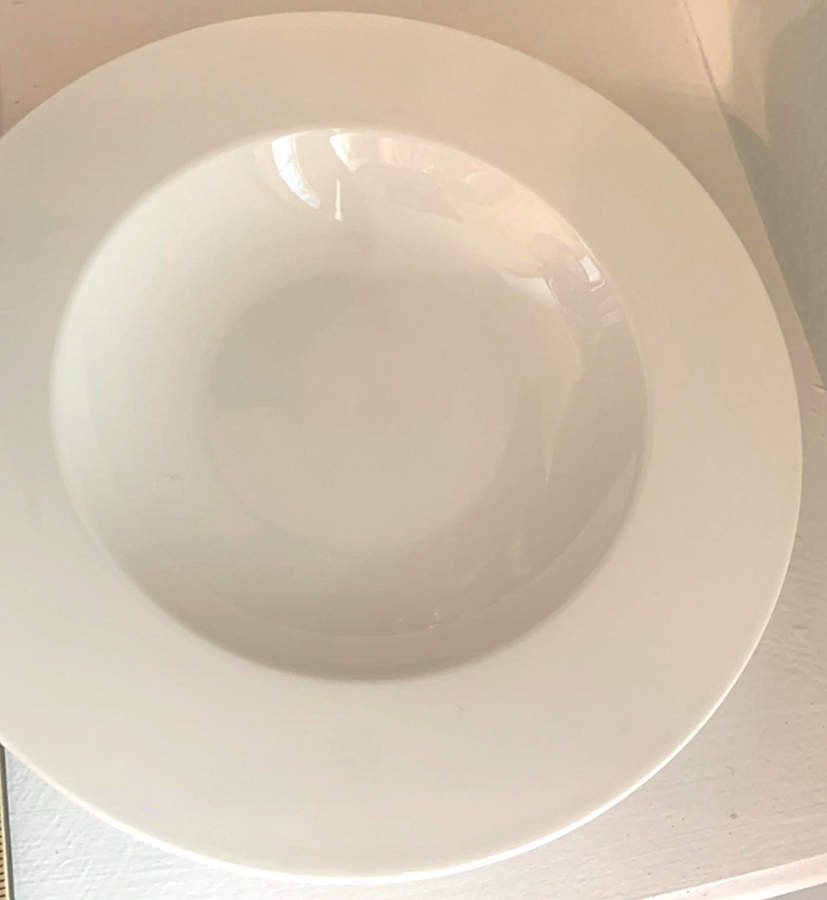 Royal Weiss Rim Soup Bowl by Villeroy & Boch-1