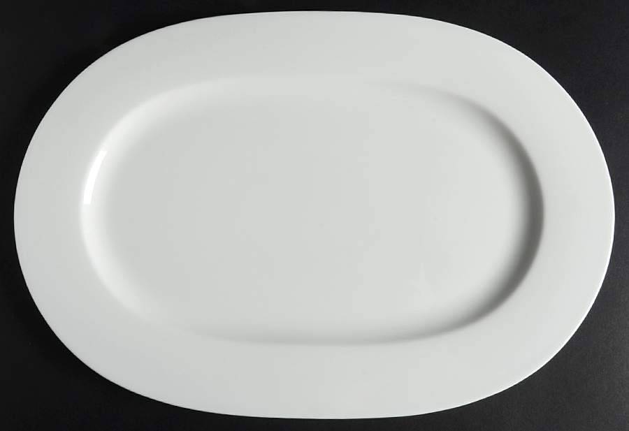 Royal Weiss 13" Oval Serving Platter by Villeroy & Boch-1