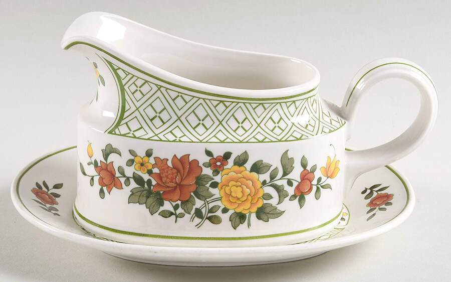 Summer Day Gravy Boat & Underplate/Relish by Villeroy & Boch-1