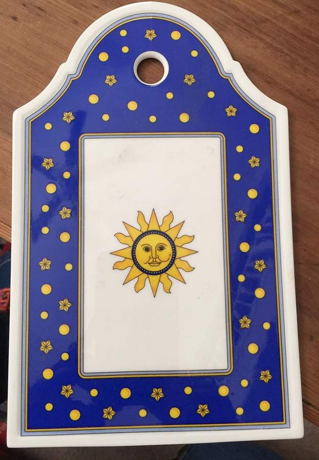 Sun, Moon & Stars Cheese and Cracker Board by Villeroy & Boch-1