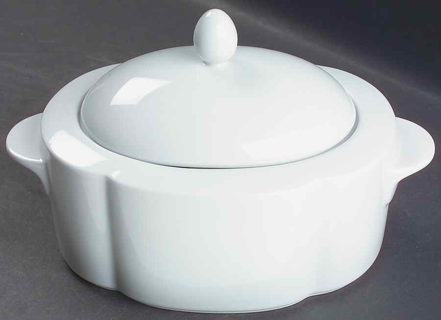 Switch 1 Oval Covered Vegetable by Villeroy & Boch-1
