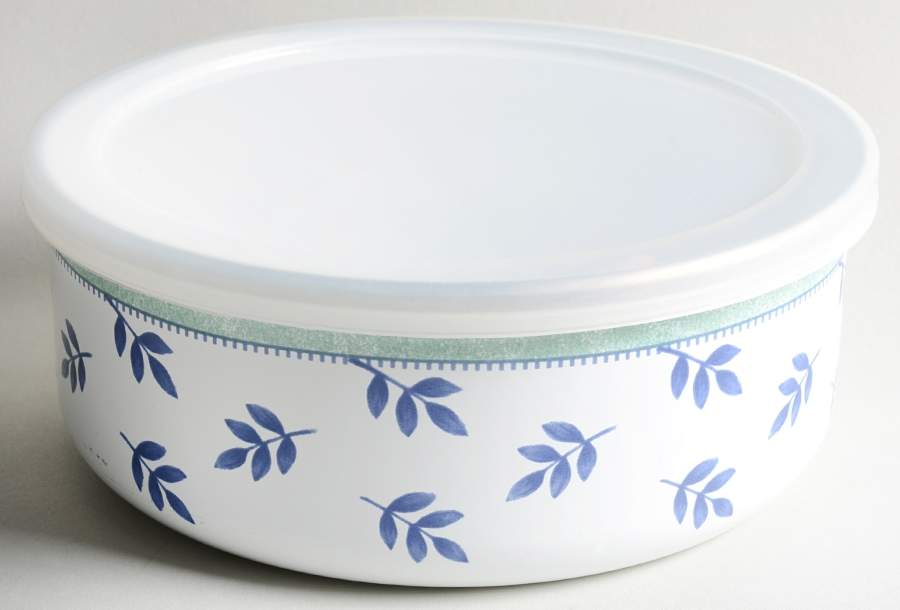 Switch 3  6 5/8" Metal Bowl W/Plastic Lid by Villeroy & Boch-1