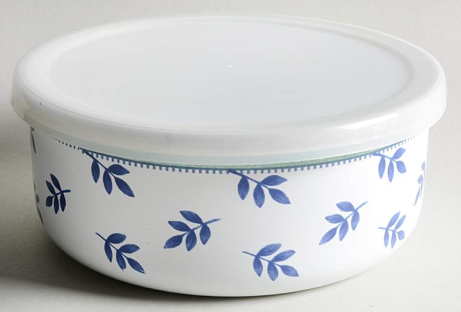 Switch 3  Bowl-Metal 5 3/4 W/Plastic Lid by Villeroy & Boch-1