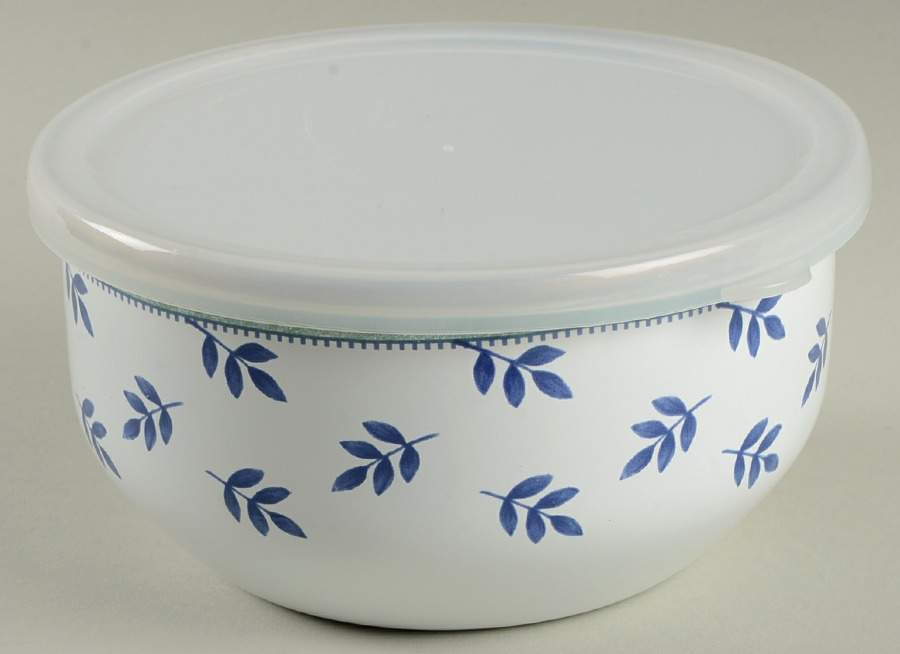 Switch 3  Bowl-Metal 5 3/4" with Plastic Lid by Villeroy & Boch-1