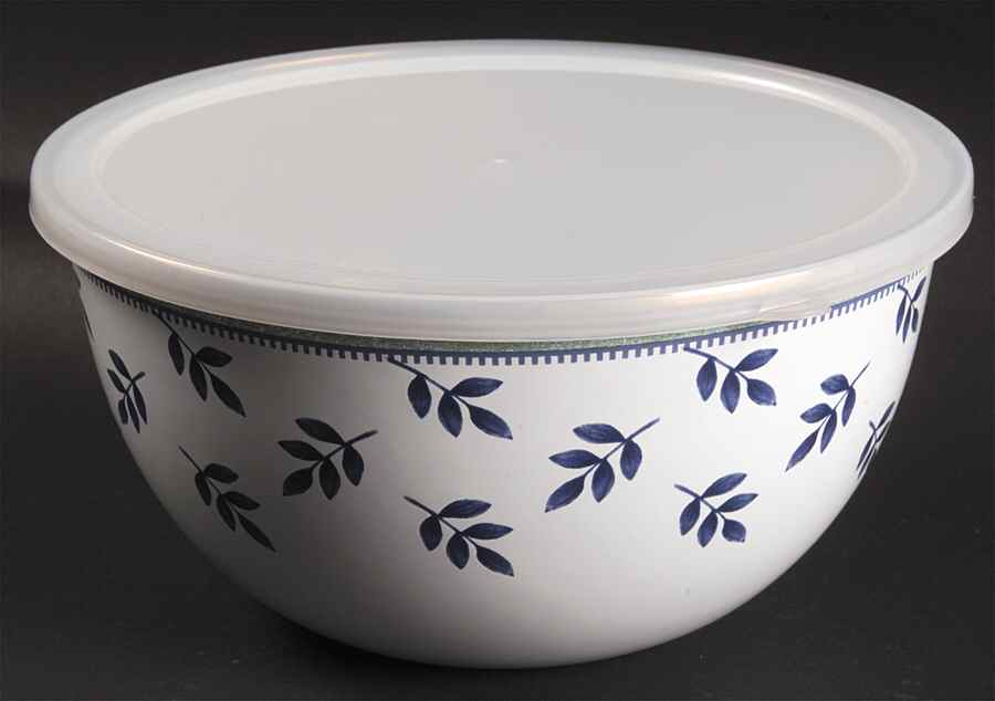 Switch 3  8" Metal Mixing Bowl & Plastic Lid by Villeroy & Boch-1
