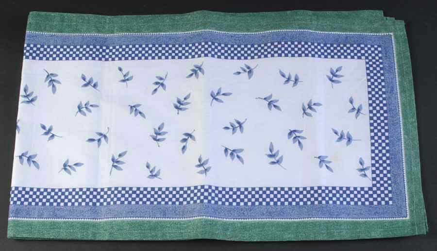 Switch 3  13" X 85" Cloth Table Runner by Villeroy & Boch-1
