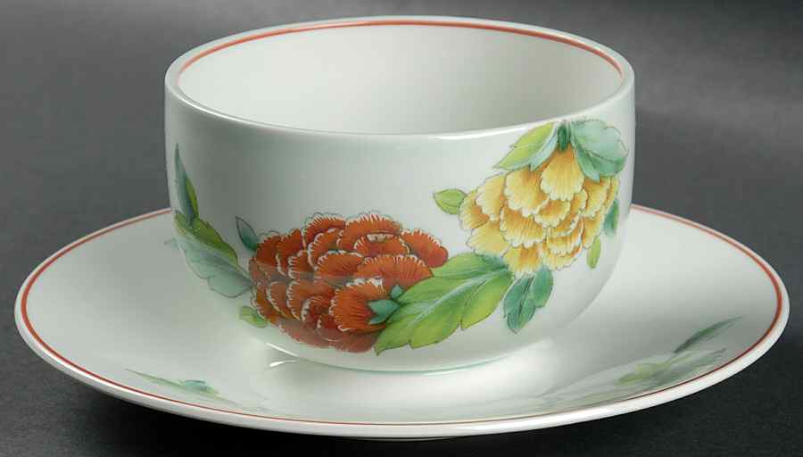 T'Chou Gravy Boat with Attached Underplate by Villeroy & Boch-1