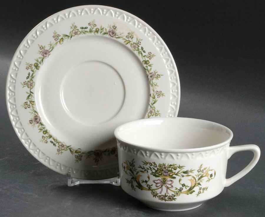 Trianon Oversized Cup & Saucer Set by Villeroy & Boch-1