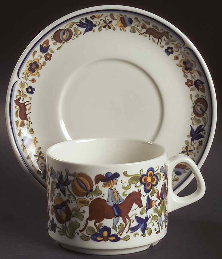 Troubadour Oversized Cup & Saucer Set by Villeroy & Boch-1