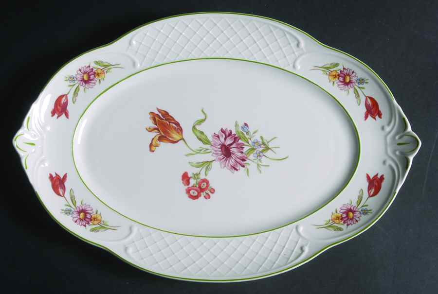 Tulipe 14" Oval Serving Platter by Villeroy & Boch-1
