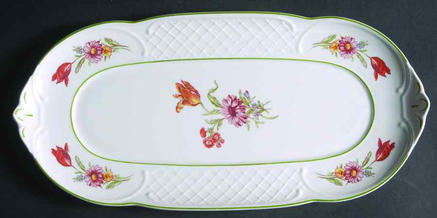 Tulipe Large Sandwich Tray by Villeroy & Boch-1