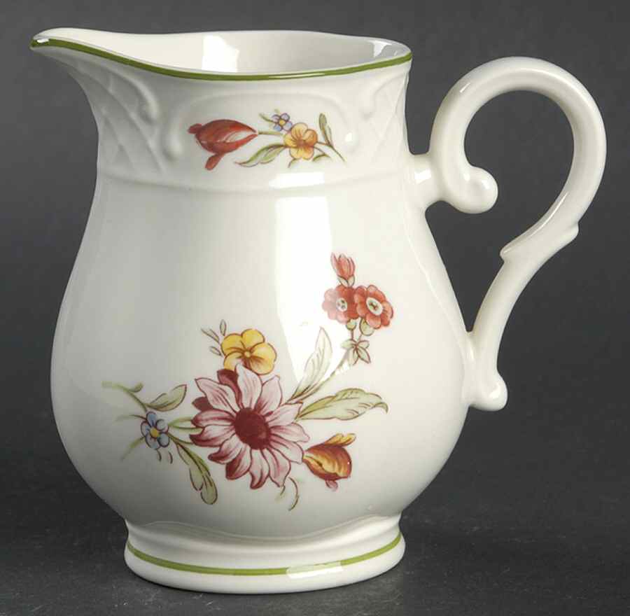 Tulipe Creamer by Villeroy & Boch-1