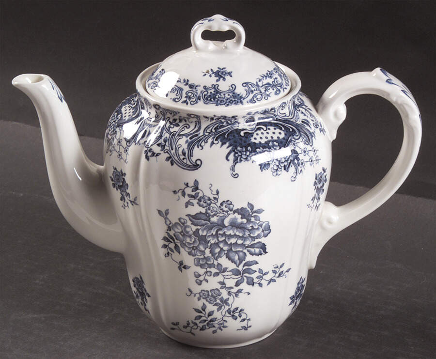 Valeria Blue Coffee Pot & Lid by Villeroy & Boch-1
