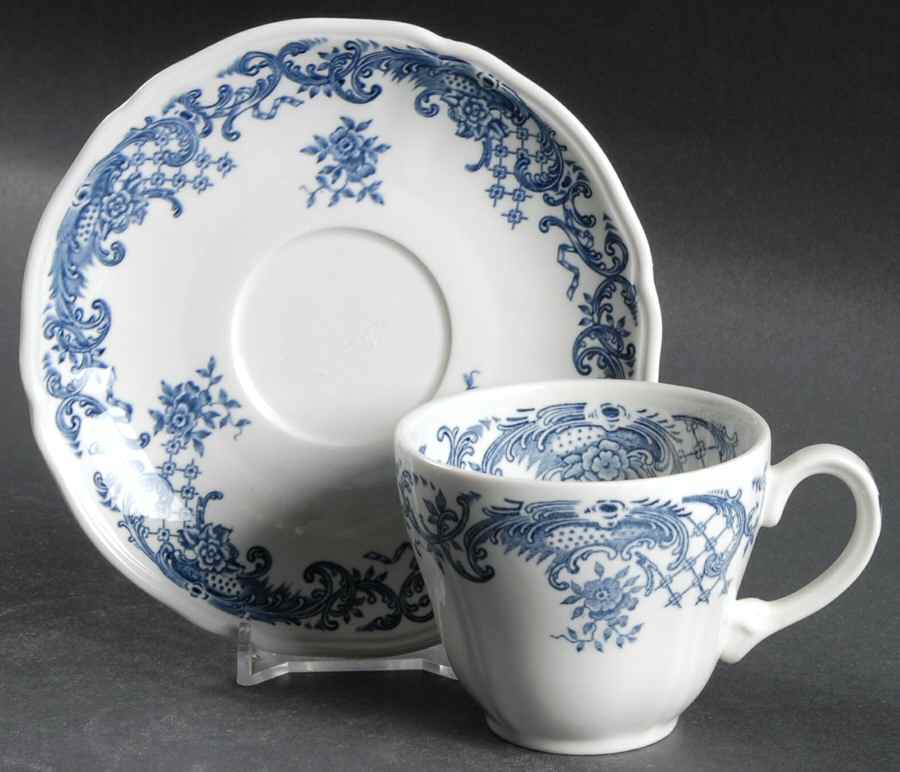 Valeria Blue Flat Cup & Saucer Set by Villeroy & Boch-1