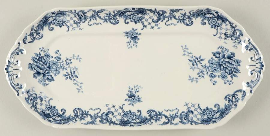 Valeria Blue Large Sandwich Tray by Villeroy & Boch-1