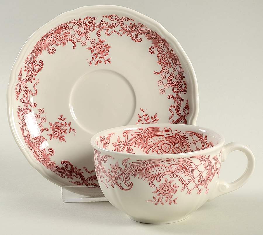 Valeria Flat Cup & Saucer Set by Villeroy & Boch-1