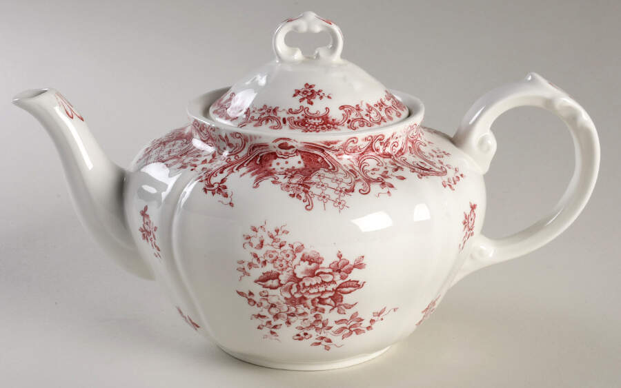 Valeria Red Teapot & Lid by Villeroy & Boch-1