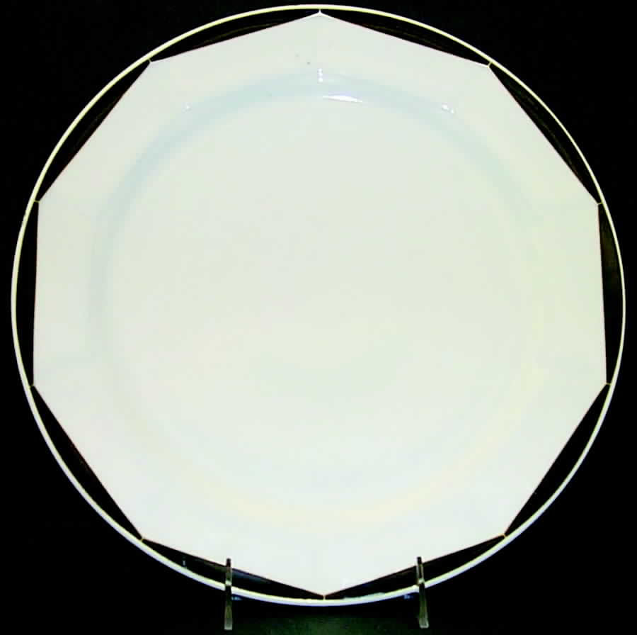 Varia Black and Gold 12" Chop Plate (Round Platter) by Villeroy & Boch-1