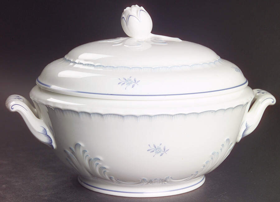 Vienna Round Covered Vegetable by Villeroy & Boch-1
