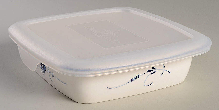 Vieux Luxembourg 8" Square Baker & Tabless Plastic Storage Cover by Villeroy & Boch-1