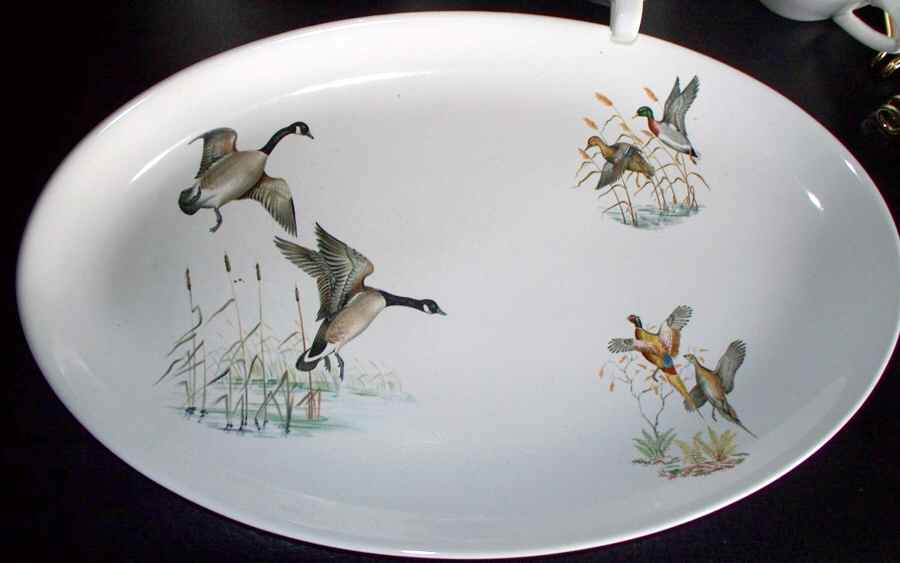 VIL10 12" Oval Serving Platter by Villeroy & Boch-1