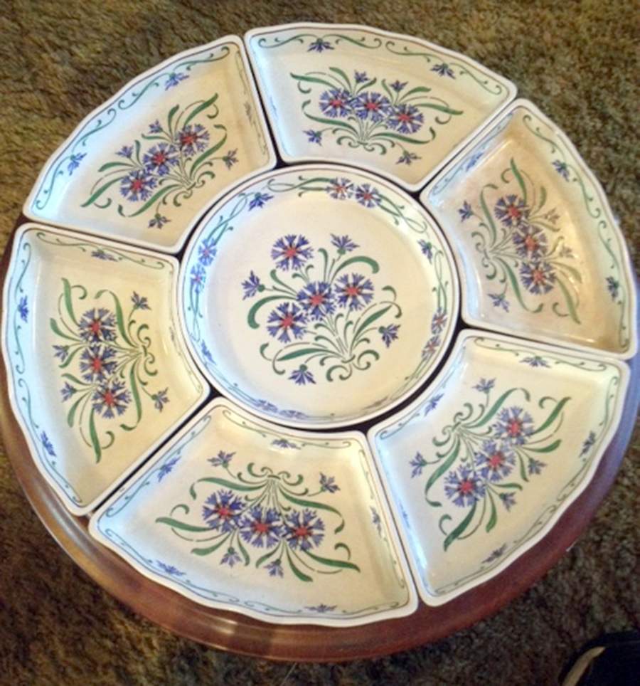 VIL18 7 Piece Lazy Susan (6 Side and 1 Center Section) by Villeroy & Boch-1