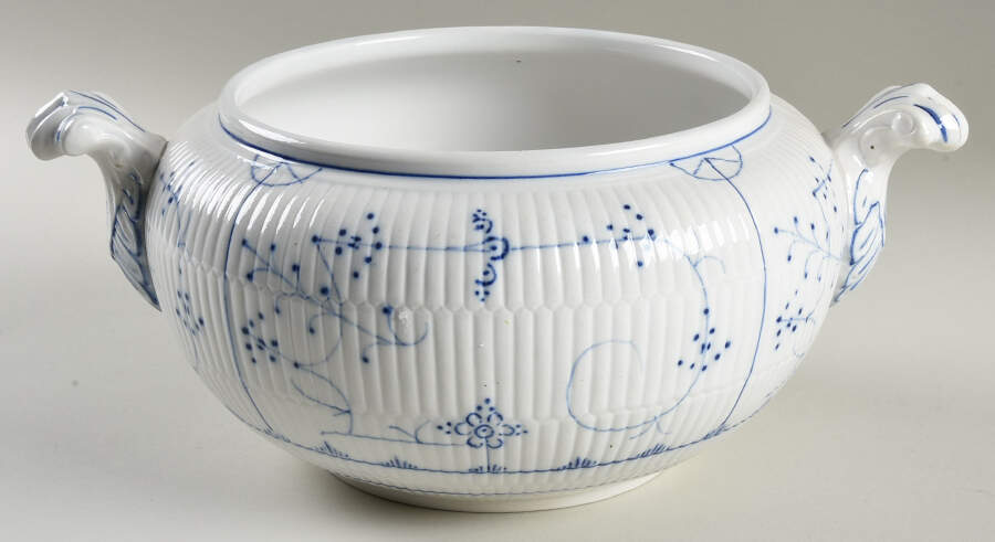 VIL7 Tureen No Lid by Villeroy & Boch-1