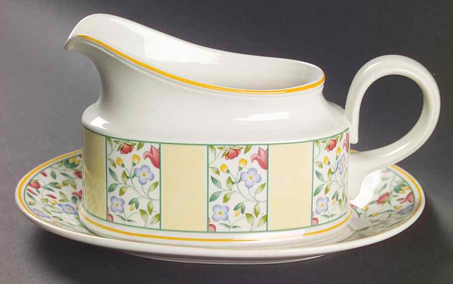Virginia Gravy Boat & Underplate/Relish by Villeroy & Boch-1