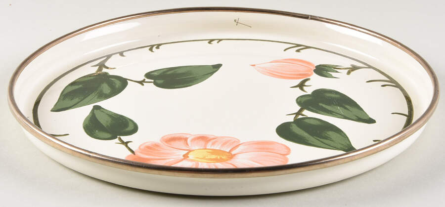Wild Rose (Pink Flowers) Metal Serving Tray by Villeroy & Boch-1