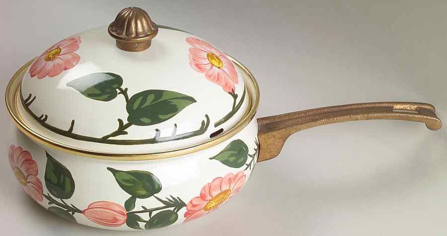 Wild Rose (Pink Flowers) 1.5 Quart Metal Covered Saucepan by Villeroy & Boch-1