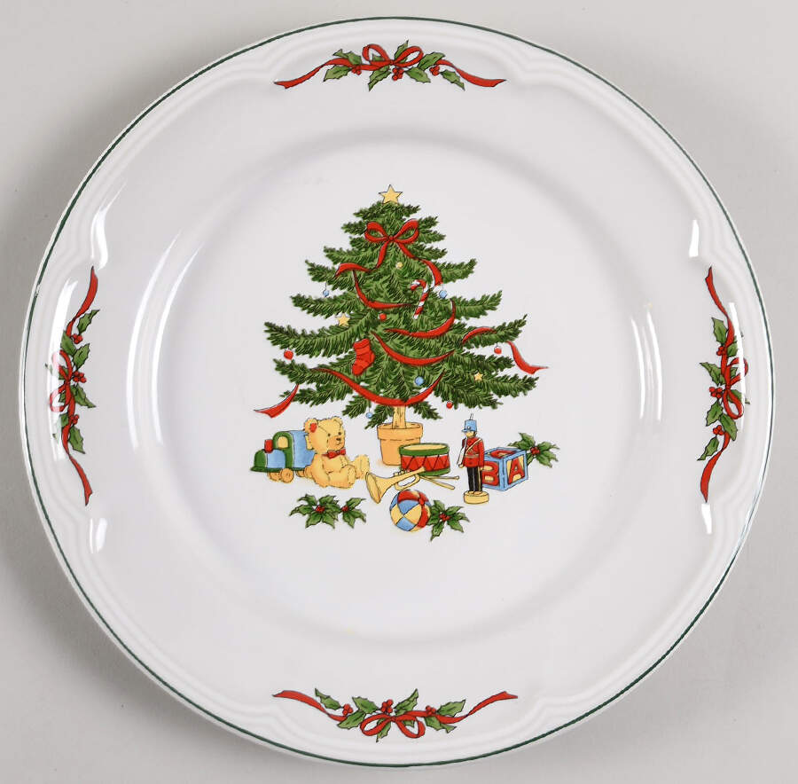 Christmas Tree Dinner Plate by Vitromaster-1